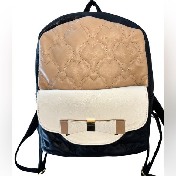Betsey Johnson Handbags - Betsey Johnson Bow Quilted Backpack + Matching Clutch Set Black Tan Cream
